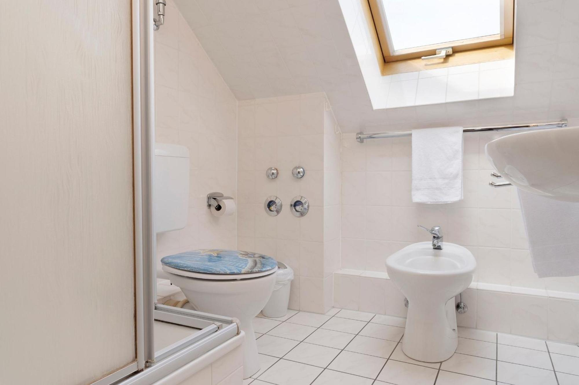 Ferienwohnung Ostseetraum mit Balkon im Kaiserhof 4 Kellenhusen Exterior foto